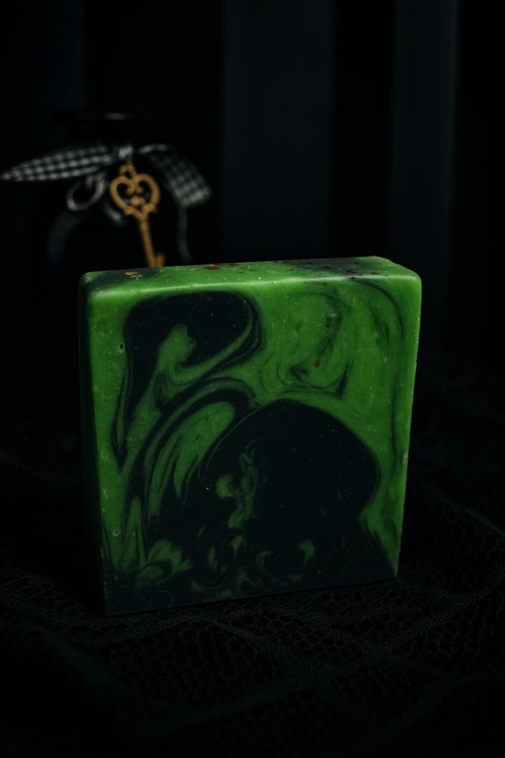 Poised 'N Apple - Moisturizing Body Bar