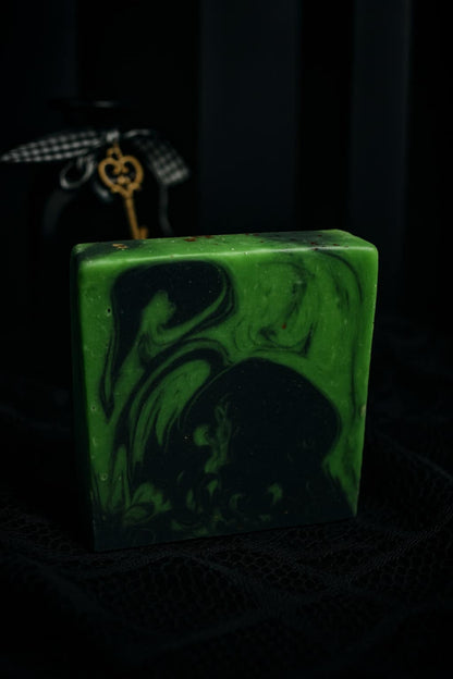 Poised 'N Apple - Moisturizing Body Bar