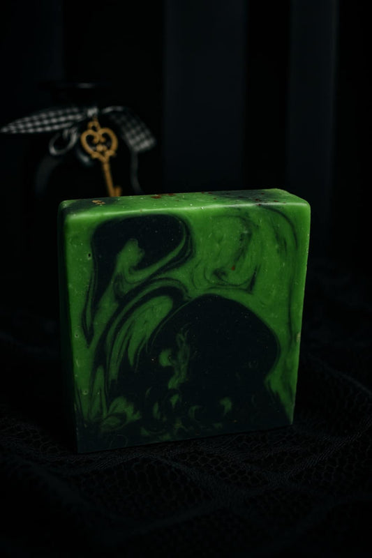 Poised 'N Apple - Moisturizing Body Bar